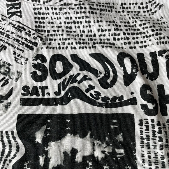 Garage Black & White Graphic Fitted Crop xs - Picture 5 of 5